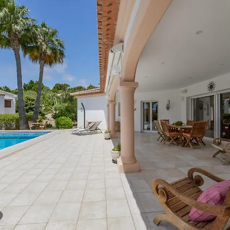 Villa Guzman - Acacias